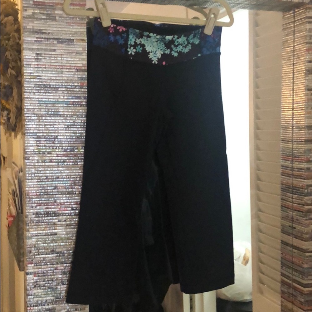 Lululemon leggings flare leg